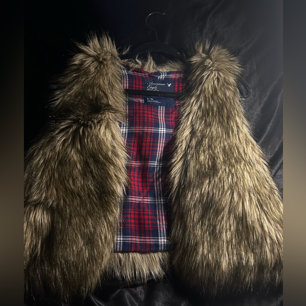 Fur vest